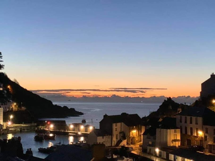 Bijou Coastal Apartment In Polperro With Hot Tub Onsite Parking Downhill Walk To Village Eksteriør bilde