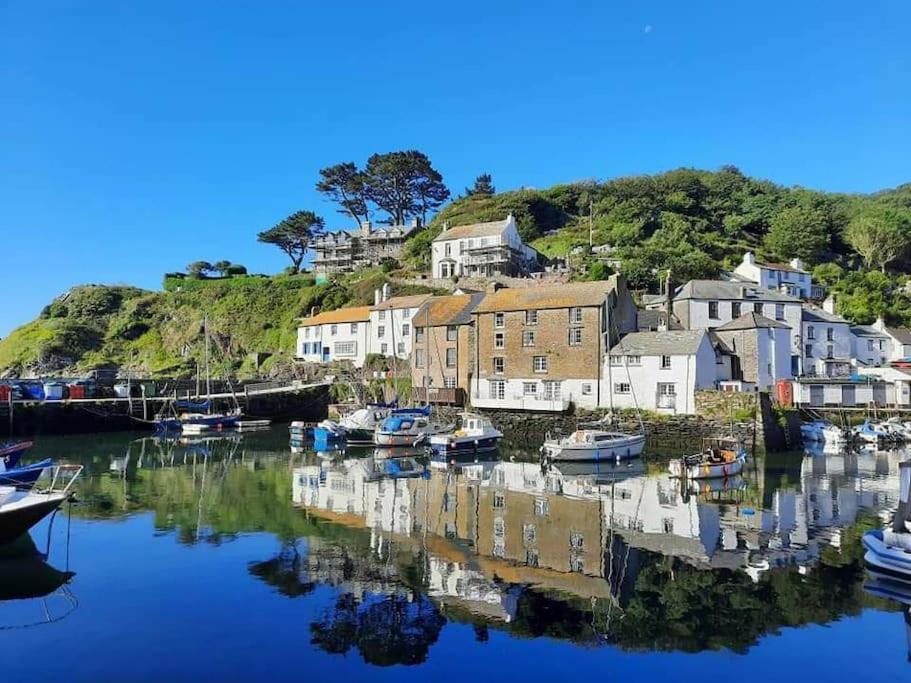 Bijou Coastal Apartment In Polperro With Hot Tub Onsite Parking Downhill Walk To Village Eksteriør bilde