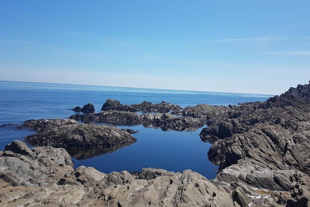 Bijou Coastal Apartment In Polperro With Hot Tub Onsite Parking Downhill Walk To Village Eksteriør bilde
