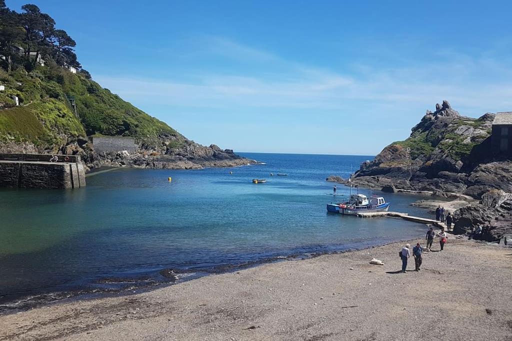 Bijou Coastal Apartment In Polperro With Hot Tub Onsite Parking Downhill Walk To Village Eksteriør bilde