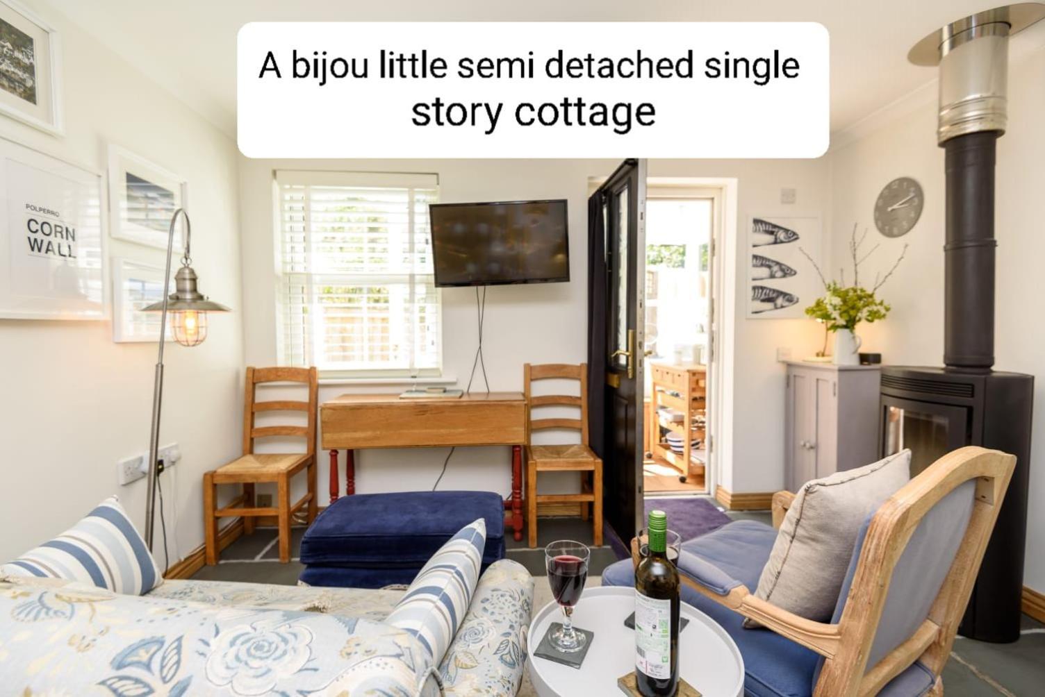 Bijou Coastal Apartment In Polperro With Hot Tub Onsite Parking Downhill Walk To Village Eksteriør bilde